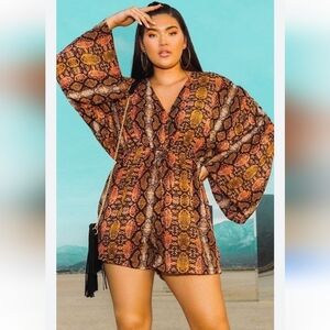 NWT PrettyLittleThing Snake Print Romper      Size 22